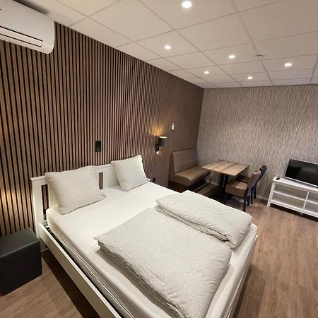 Residence De Kaaipoort Appartementen アールデンブルグ エクステリア 写真