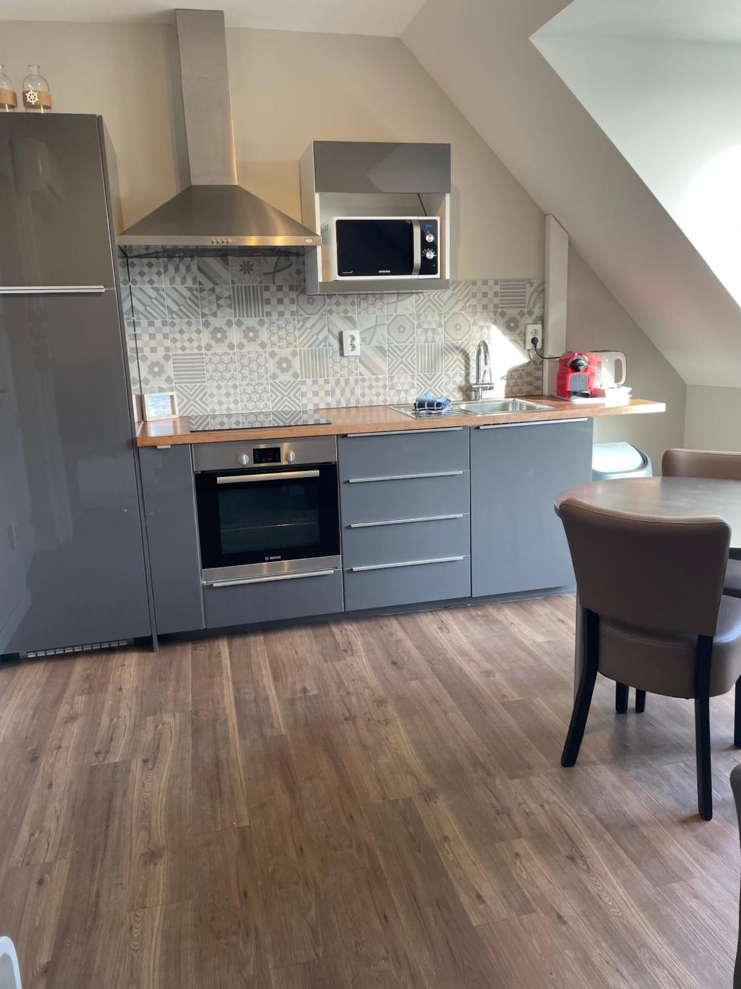 Residence De Kaaipoort Appartementen アールデンブルグ エクステリア 写真