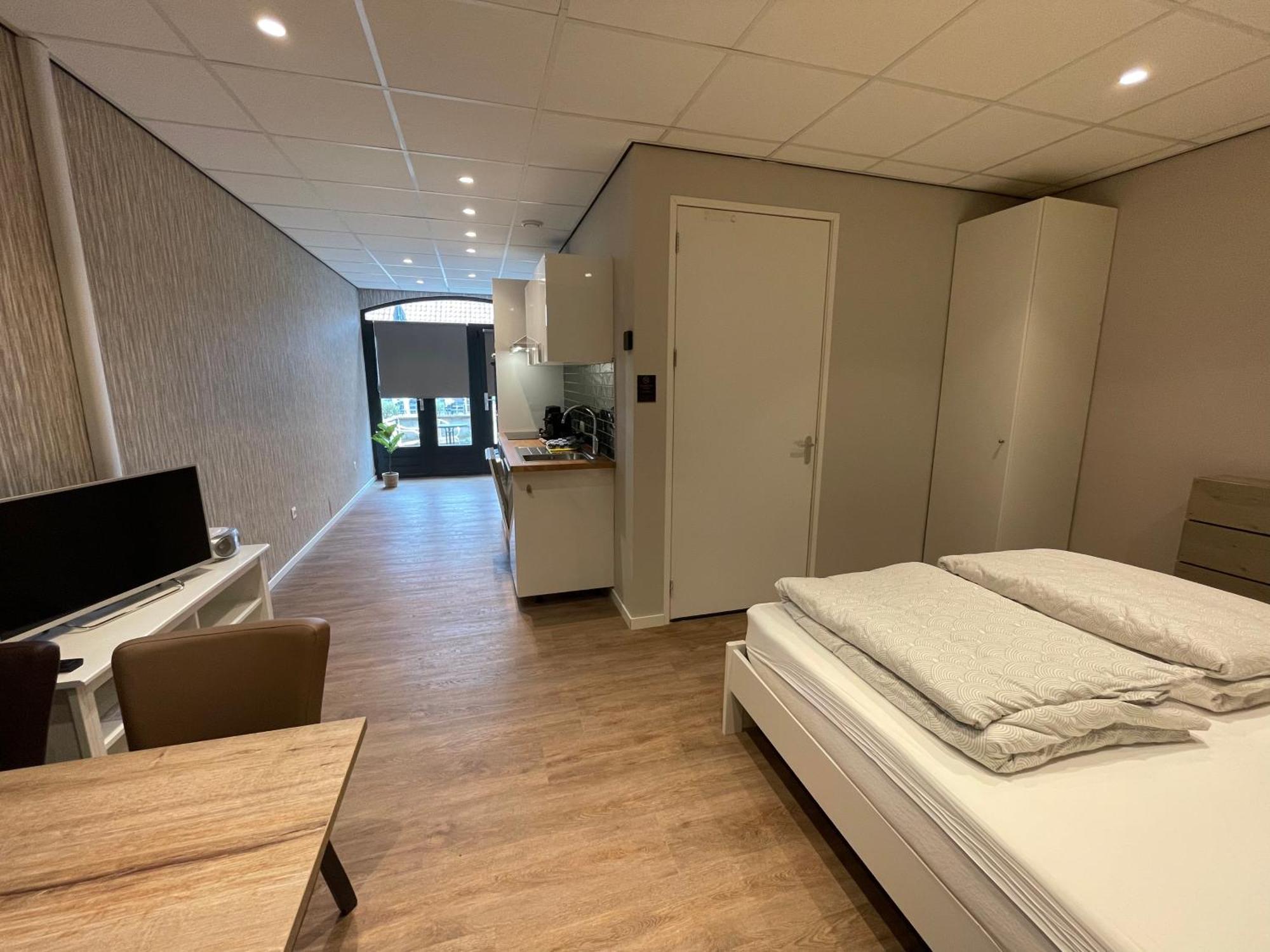 Residence De Kaaipoort Appartementen アールデンブルグ エクステリア 写真