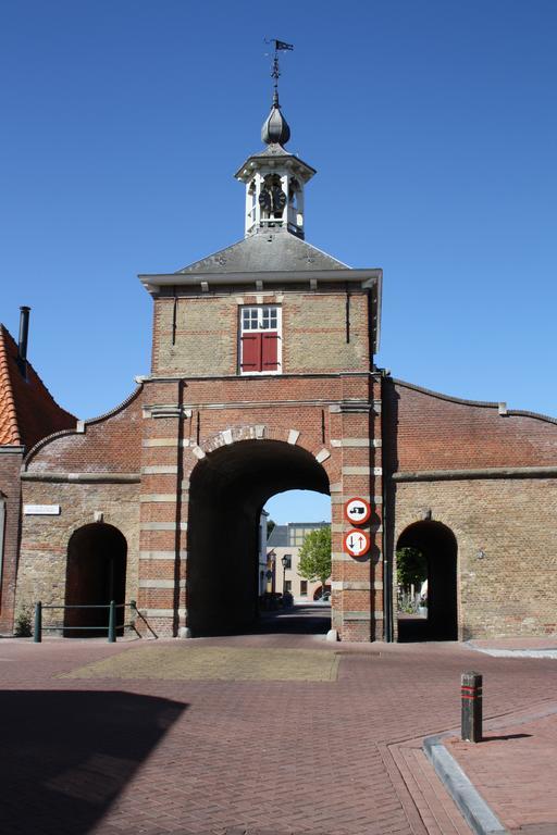 Residence De Kaaipoort Appartementen アールデンブルグ エクステリア 写真