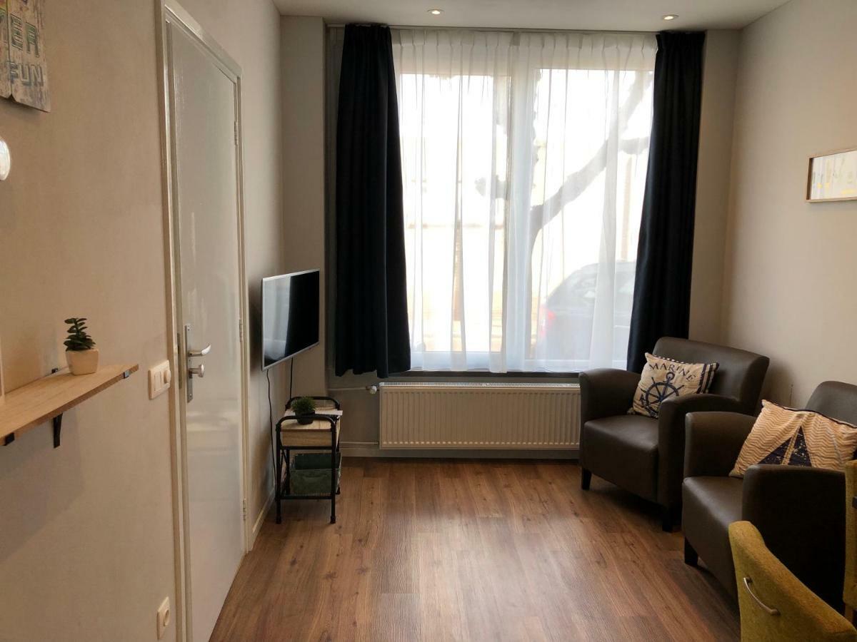 Residence De Kaaipoort Appartementen アールデンブルグ エクステリア 写真